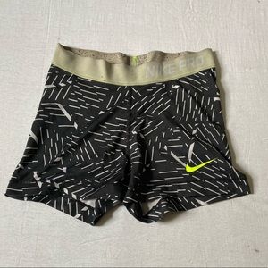 Small Nike pro’s